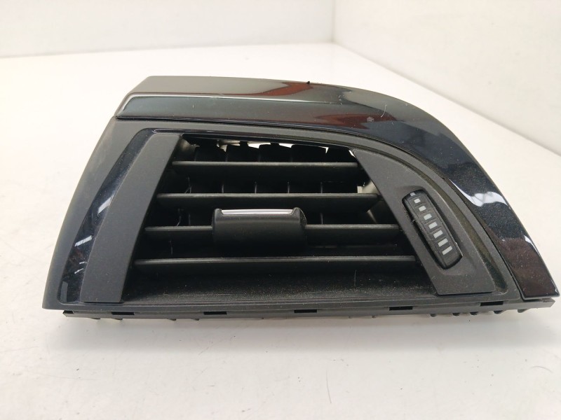 Recambio de rejilla aireadora para bmw 1 (f20) 116 d referencia OEM IAM 920535506  