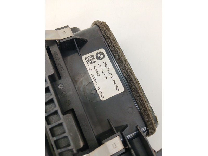 Recambio de rejilla aireadora para bmw 1 (f20) 116 d referencia OEM IAM 920711610  