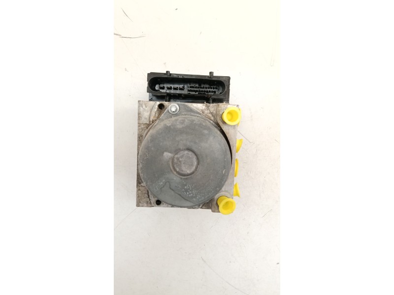 Recambio de abs para renault kangoo express 1.5 dci referencia OEM IAM 8201011838  