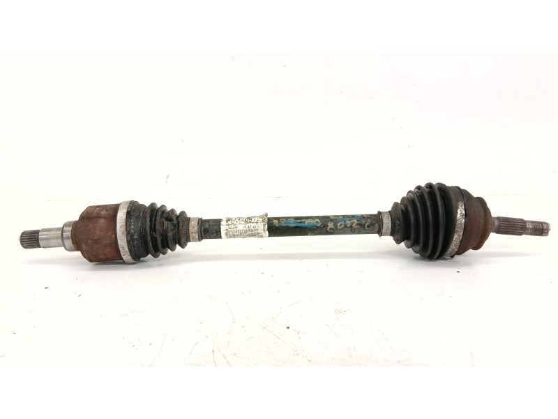 Recambio de transmision delantera izquierda para peugeot 2008 i (cu_) 1.2 vti referencia OEM IAM 9677209780  