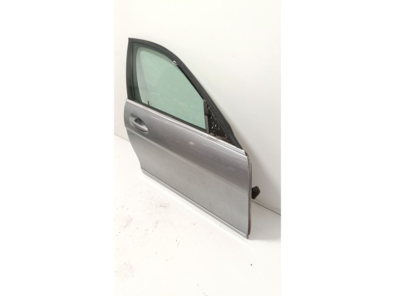 Recambio de puerta delantera derecha para mercedes-benz clase c (w204) c 180 cdi (204.000) referencia OEM IAM   
							