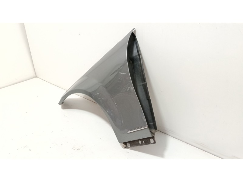 Recambio de aleta delantera izquierda para mercedes-benz clase c (w204) c 180 cdi (204.000) referencia OEM IAM   