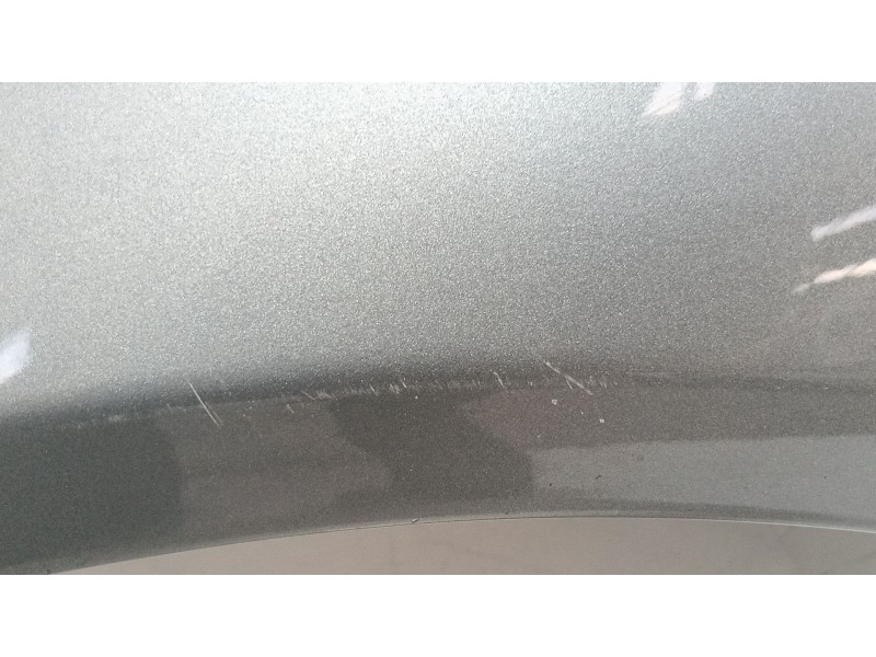 Recambio de aleta delantera izquierda para mercedes-benz clase c (w204) c 180 cdi (204.000) referencia OEM IAM   
							