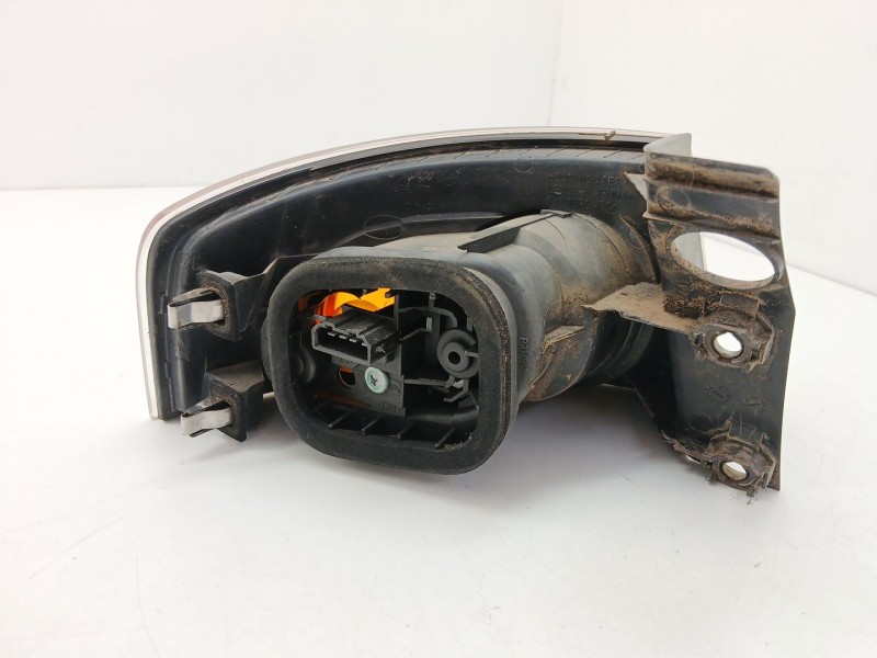 Recambio de piloto trasero derecho para seat ibiza iii (6l1) 1.4 16v referencia OEM IAM 6L6945096A  