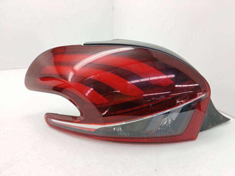Recambio de piloto trasero izquierdo para peugeot 208 i (ca_, cc_) 1.2 puretech 82 referencia OEM IAM   
							