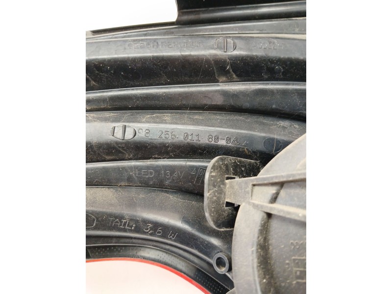 Recambio de piloto trasero derecho para peugeot 208 i (ca_, cc_) 1.2 puretech 82 referencia OEM IAM 9825601180  