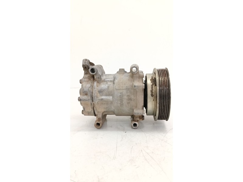 Recambio de compresor aire acondicionado para renault kangoo express 1.5 dci referencia OEM IAM 8200953359  