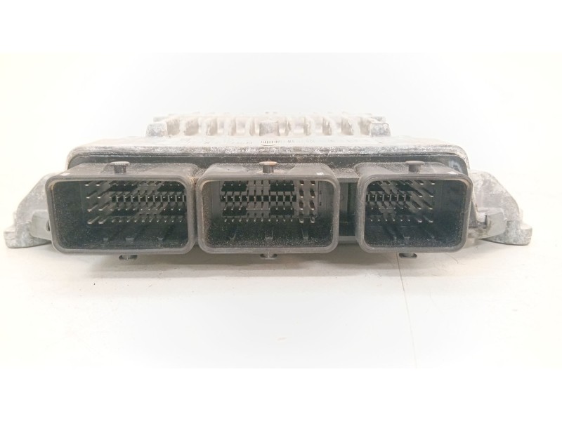 Recambio de centralita motor uce para peugeot 407 2.0 hdi cat 136 cv referencia OEM IAM 9655041480  
							