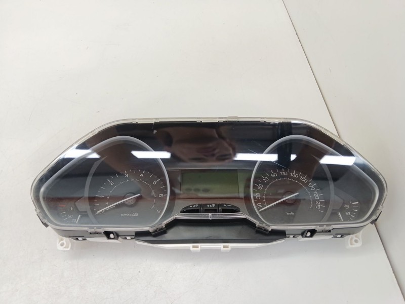 Recambio de cuadro instrumentos para peugeot 208 i (ca_, cc_) 1.2 puretech 82 referencia OEM IAM 9825986180  
