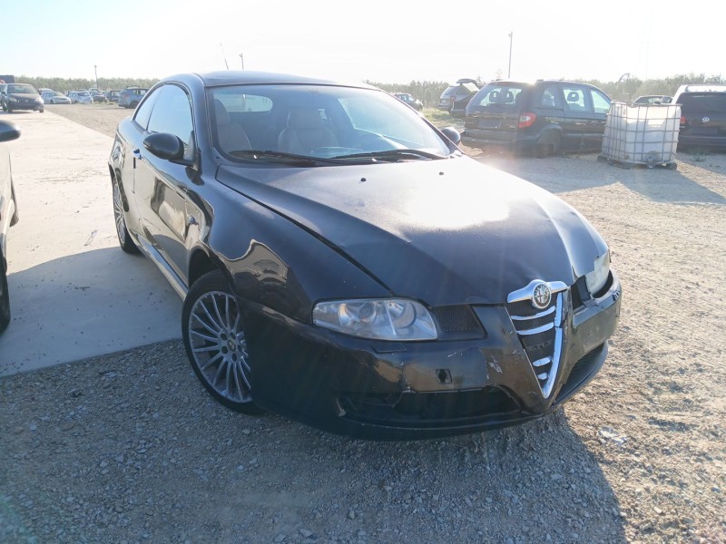 alfa romeo gt (937_) del año 2003