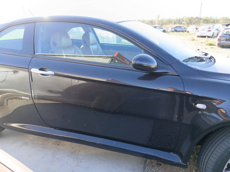 Recambio de puerta delantera derecha para alfa romeo gt (937_) 1.9 jtd (937cxn1b) referencia OEM IAM   