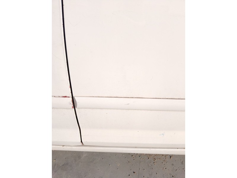 Recambio de puerta trasera izquierda para volkswagen golf plus v (5m1, 521) 1.9 tdi referencia OEM IAM   
							