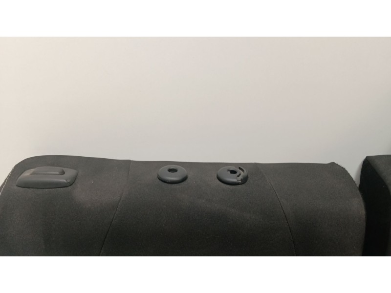 Recambio de asientos traseros para peugeot 208 i (ca_, cc_) 1.2 puretech 82 referencia OEM IAM   