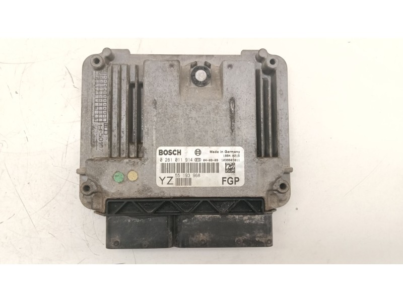 Recambio de centralita motor uce para opel vectra c (z02) 1.9 cdti (f69) referencia OEM IAM 55193968  