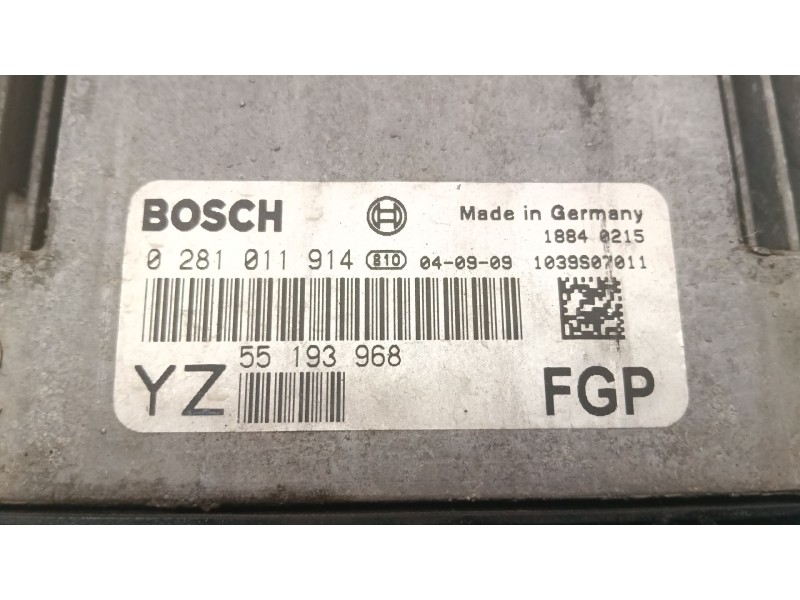Recambio de centralita motor uce para opel vectra c (z02) 1.9 cdti (f69) referencia OEM IAM 55193968  