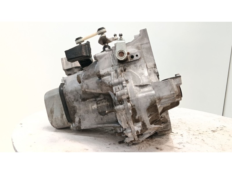 Recambio de caja cambios para peugeot 2008 i (cu_) 1.2 vti referencia OEM IAM 20CR14  
							