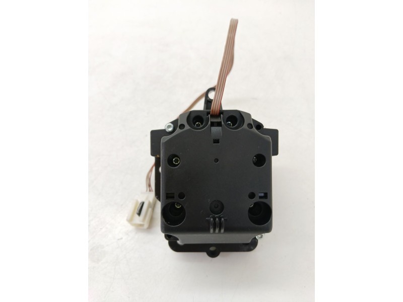 Recambio de mando multifuncion para mercedes-benz clase c (w204) c 200 cdi (204.001) referencia OEM IAM A2048709558  