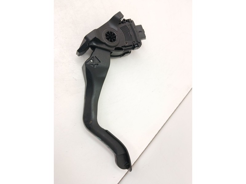 Recambio de pedal acelerador para peugeot 208 i (ca_, cc_) 1.2 puretech 82 referencia OEM IAM 9671433780  