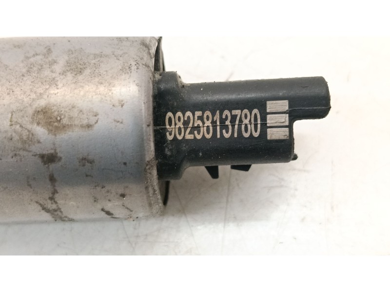 Recambio de valvula ralenti para peugeot 2008 i (cu_) 1.2 vti referencia OEM IAM 9825813780  