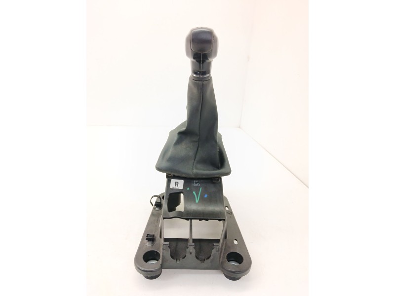 Recambio de palanca cambio para peugeot 208 i (ca_, cc_) 1.2 puretech 82 referencia OEM IAM   