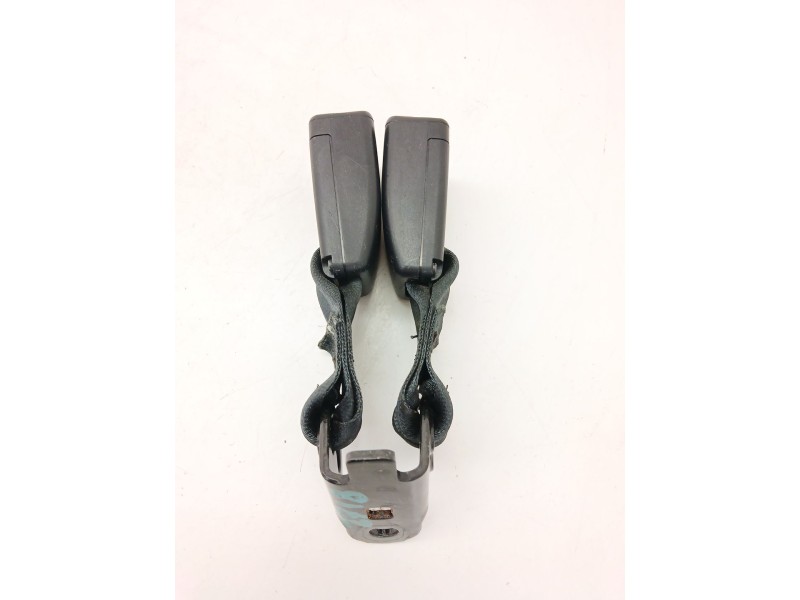 Recambio de cinturon seguridad trasero central para peugeot 208 i (ca_, cc_) 1.2 puretech 82 referencia OEM IAM   
							