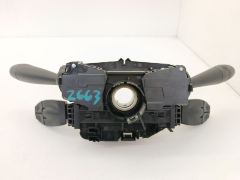 Recambio de mando multifuncion para peugeot 5008 (0u_, 0e_) 1.6 16v referencia OEM IAM 96773911XT  
							