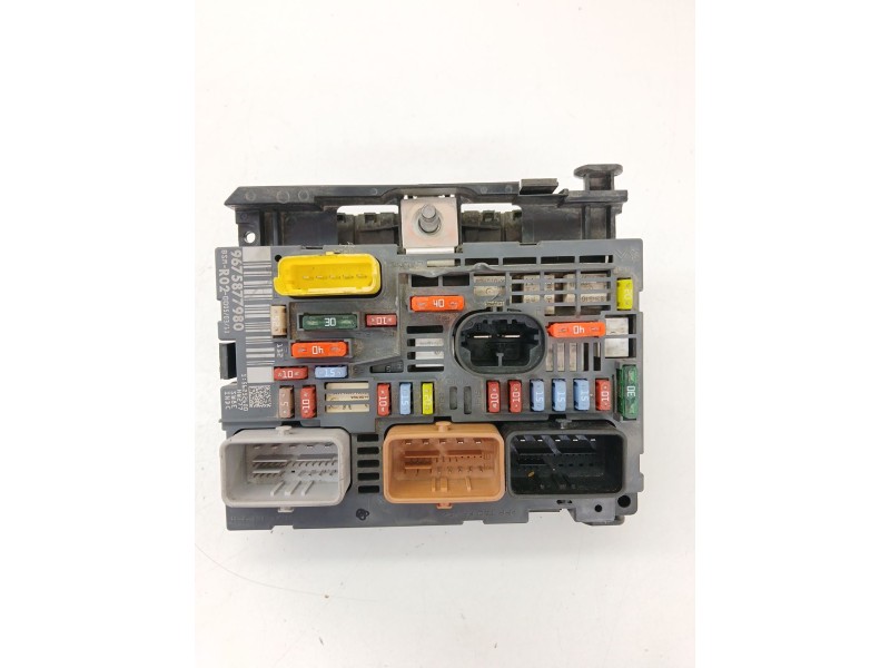 Recambio de caja reles / fusibles para peugeot 5008 (0u_, 0e_) 1.6 16v referencia OEM IAM 9675877980  