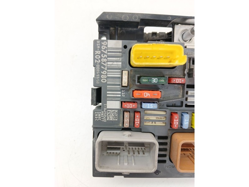 Recambio de caja reles / fusibles para peugeot 5008 (0u_, 0e_) 1.6 16v referencia OEM IAM 9675877980  
							