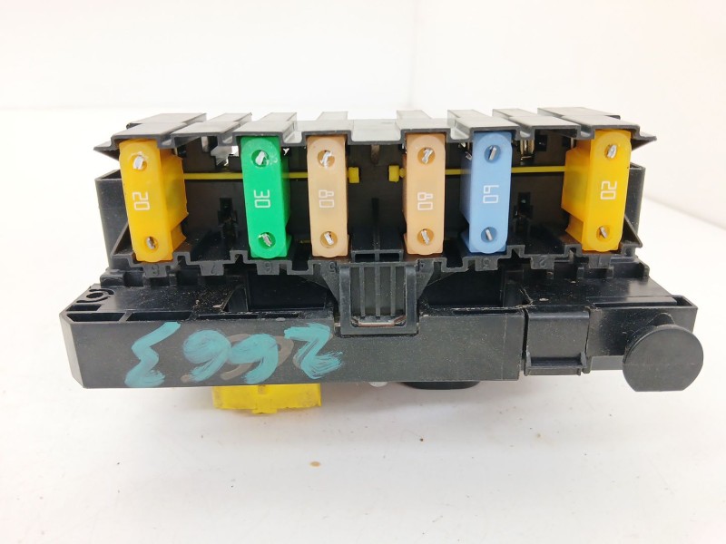Recambio de caja reles / fusibles para peugeot 5008 (0u_, 0e_) 1.6 16v referencia OEM IAM 9675877980  
							
