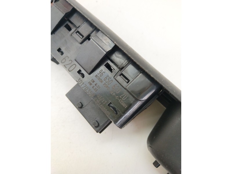 Recambio de mando elevalunas delantero izquierdo para peugeot 5008 (0u_, 0e_) 1.6 16v referencia OEM IAM 96650620ZD  
							