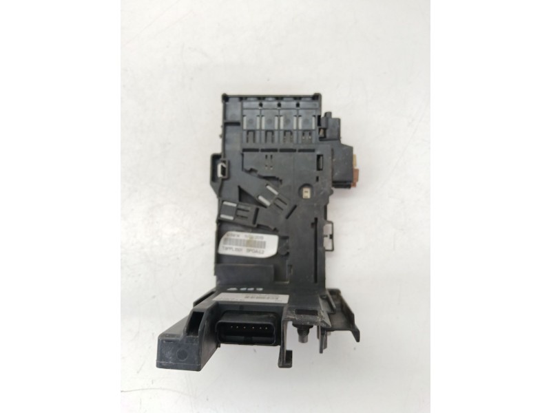 Recambio de caja reles / fusibles para peugeot 5008 (0u_, 0e_) 1.6 16v referencia OEM IAM 9666527680  