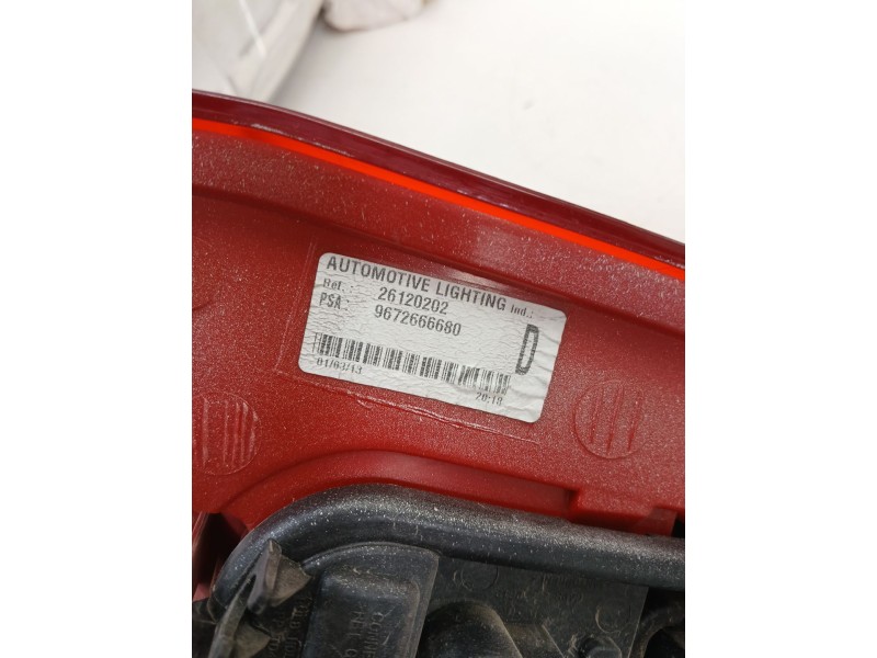 Recambio de piloto trasero derecho para peugeot 5008 (0u_, 0e_) 1.6 16v referencia OEM IAM 967266680  