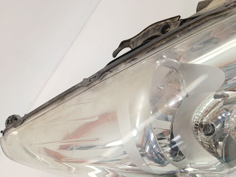 Recambio de faro derecho para peugeot 5008 (0u_, 0e_) 1.6 16v referencia OEM IAM 9682519080  