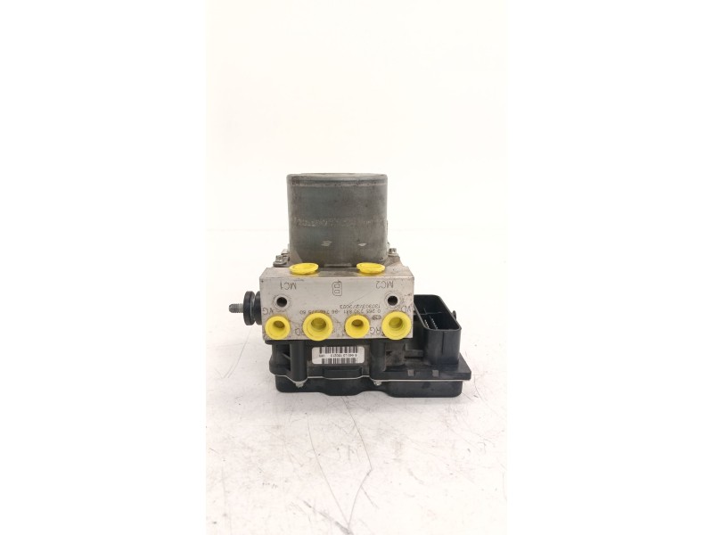 Recambio de abs para peugeot 5008 (0u_, 0e_) 1.6 16v referencia OEM IAM 0265230881 9674677580 