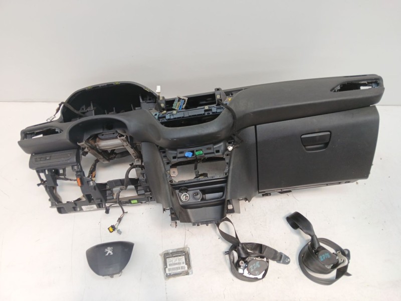 Recambio de kit airbag para peugeot 208 i (ca_, cc_) 1.2 puretech 82 referencia OEM IAM   