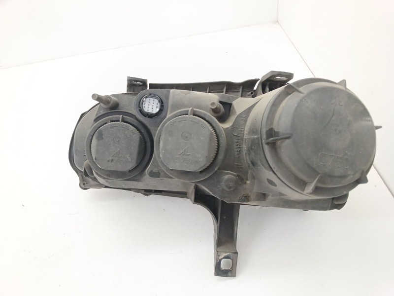 Recambio de faro derecho para alfa romeo 159 (939_) 1.9 jtdm 8v (939axe1b) referencia OEM IAM 60682088  
							