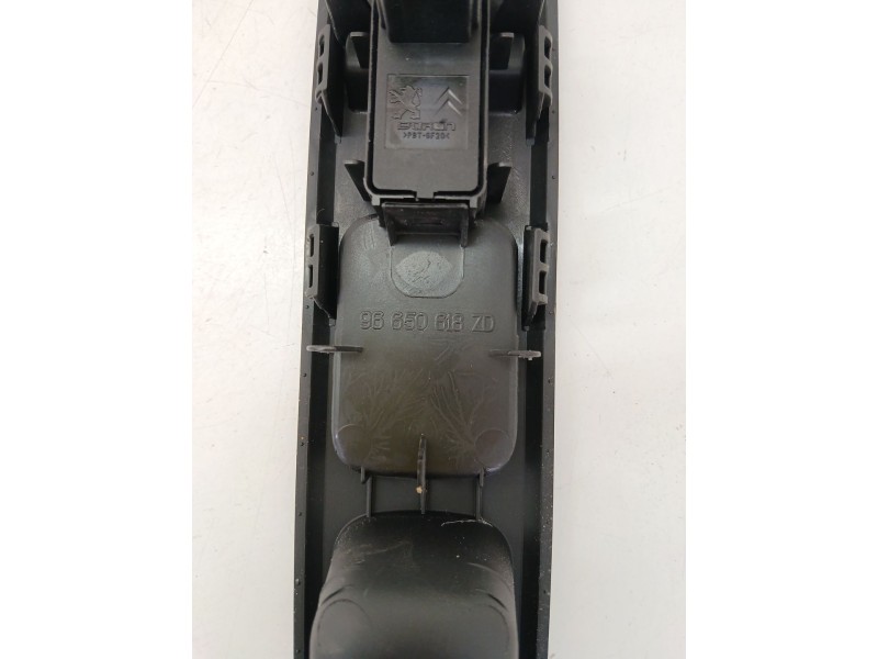 Recambio de mando elevalunas delantero derecho para peugeot 5008 (0u_, 0e_) 1.6 16v referencia OEM IAM 96650618ZD  