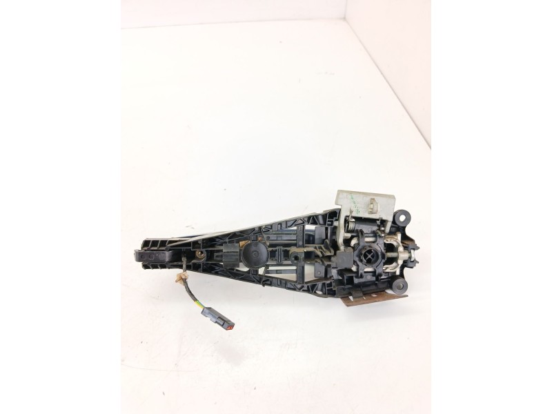 Recambio de maneta exterior delantera derecha para opel ampera (r12) ev 150 referencia OEM IAM 94002320  