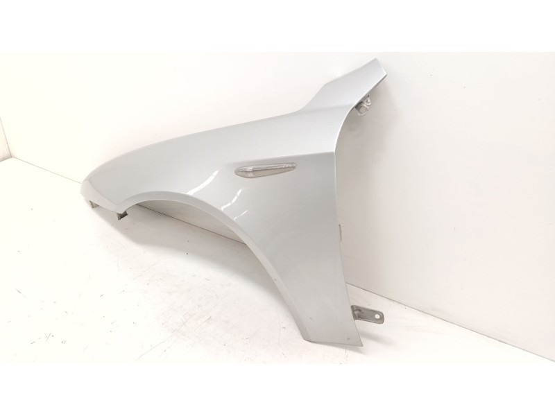 Recambio de aleta delantera izquierda para alfa romeo 159 (939_) 1.9 jtdm 8v (939axe1b) referencia OEM IAM   