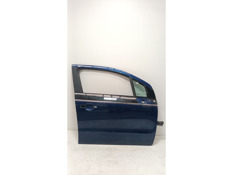 Recambio de puerta delantera derecha para opel ampera (r12) ev 150 referencia OEM IAM   