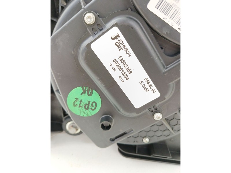 Recambio de ventilador calefaccion para opel ampera (r12) ev 150 referencia OEM IAM 13503306  