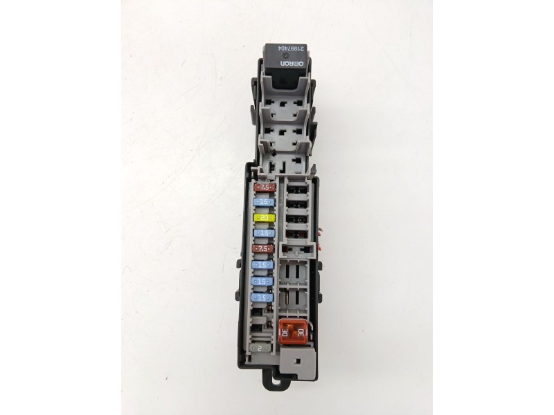 Recambio de caja reles / fusibles para opel ampera (r12) ev 150 referencia OEM IAM   