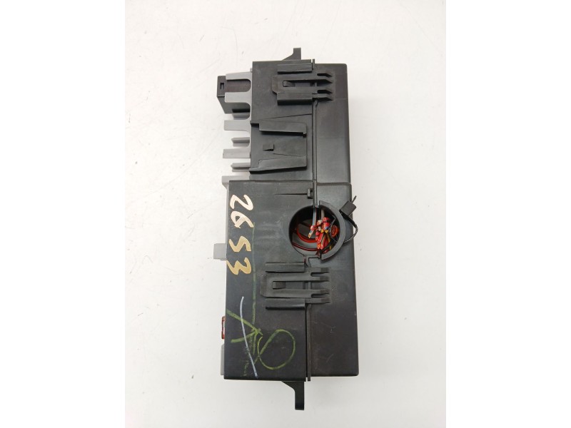 Recambio de caja reles / fusibles para opel ampera (r12) ev 150 referencia OEM IAM   
							