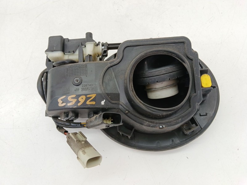 Recambio de tapa exterior combustible para opel ampera (r12) ev 150 referencia OEM IAM   