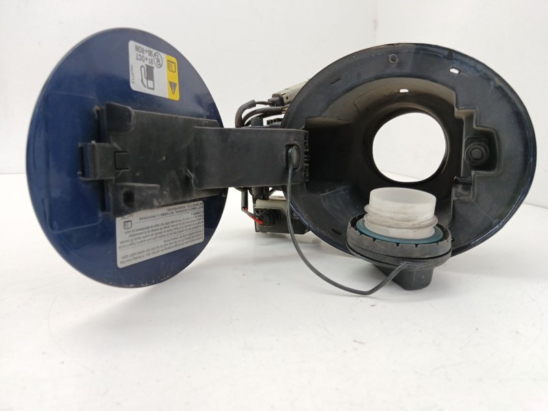 Recambio de tapa exterior combustible para opel ampera (r12) ev 150 referencia OEM IAM   
							