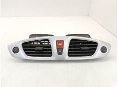 Recambio de rejilla aireadora para renault scénic iii (jz0/1_) 1.5 dci referencia OEM IAM 682600031R  