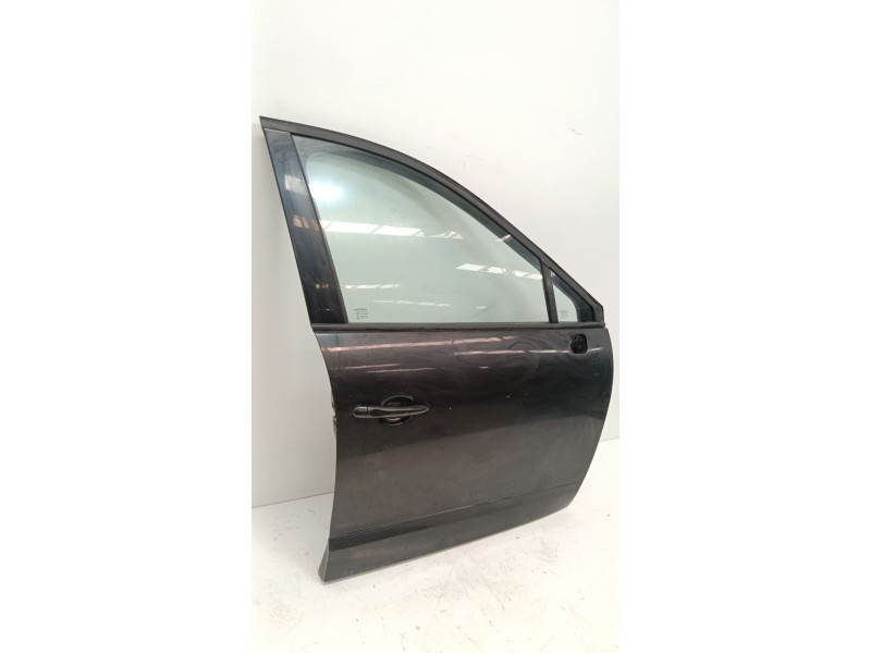 Recambio de puerta delantera derecha para renault scénic iii (jz0/1_) 1.5 dci referencia OEM IAM   
							