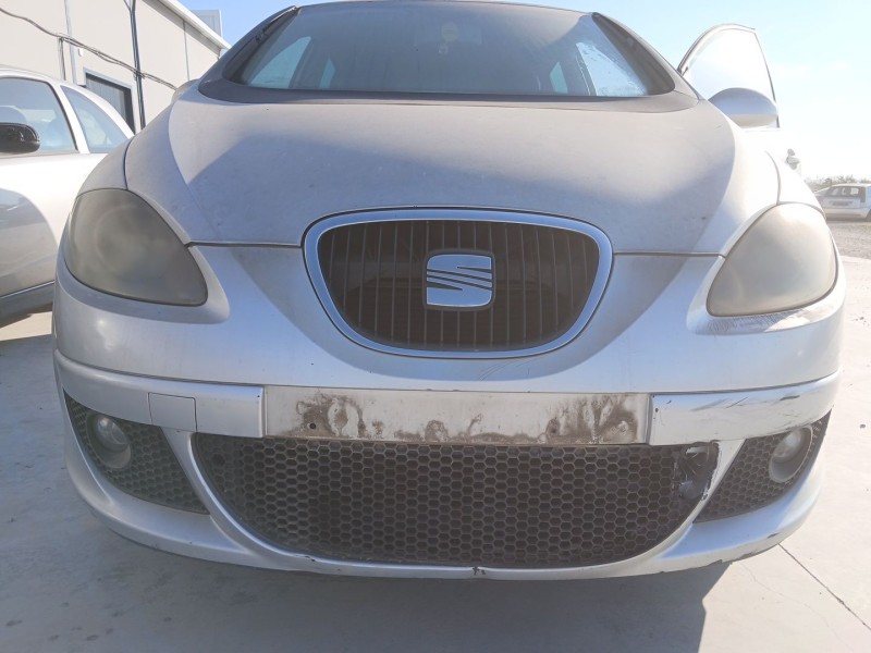 Recambio de paragolpes delantero para seat altea (5p1) 2.0 tdi 16v referencia OEM IAM   