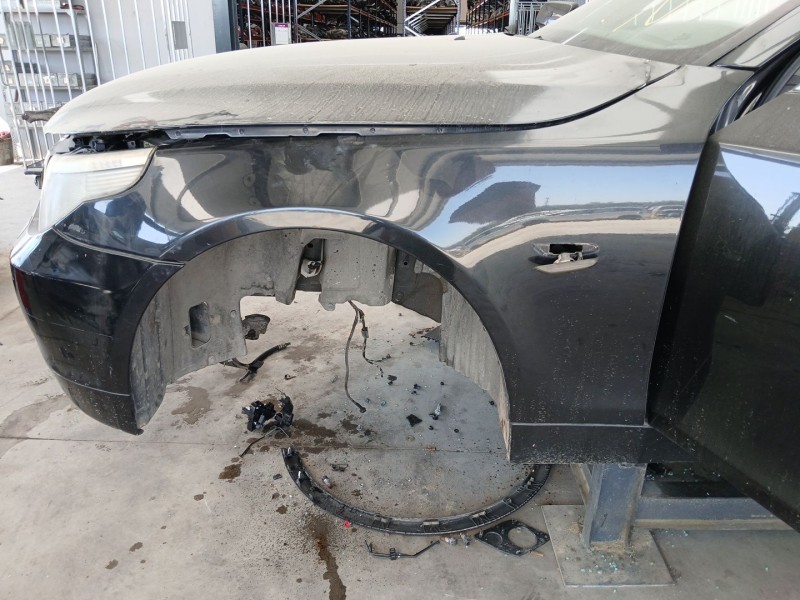 Recambio de aleta delantera izquierda para bmw 5 (e60) 525 d referencia OEM IAM   