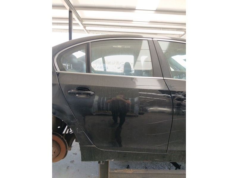 Recambio de puerta trasera derecha para bmw 5 (e60) 525 d referencia OEM IAM   